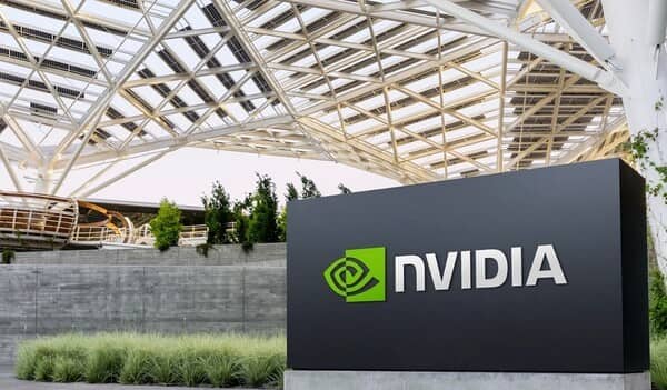 엔비디아, 오픈AI에 1천억 달러에서 300억 달러로 투자 조정