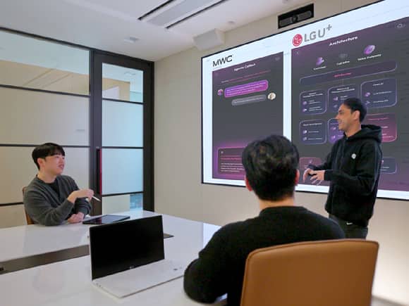 LGU+, MWC26서 'Agentic AICC' 공개…오픈AI 협력 결실